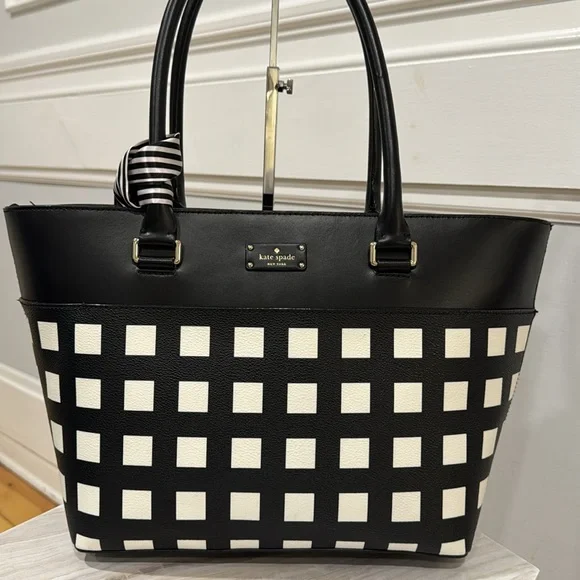 Kate Spade Bag Vegan Leather Black and White Checker Geometric Tote - Picture 4 of 17